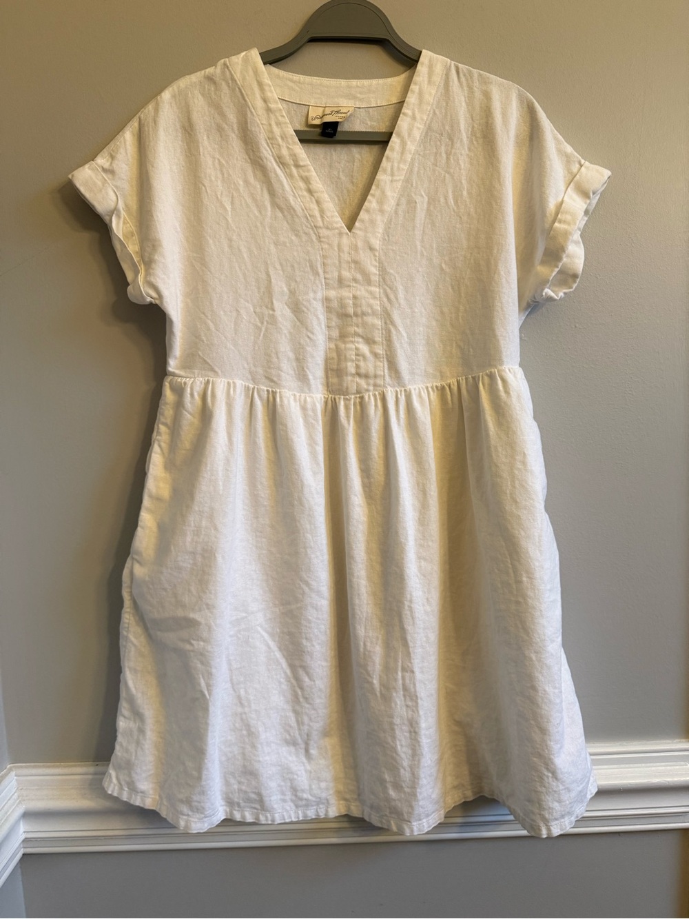 Universal Thread white linen dress, EUC, XS